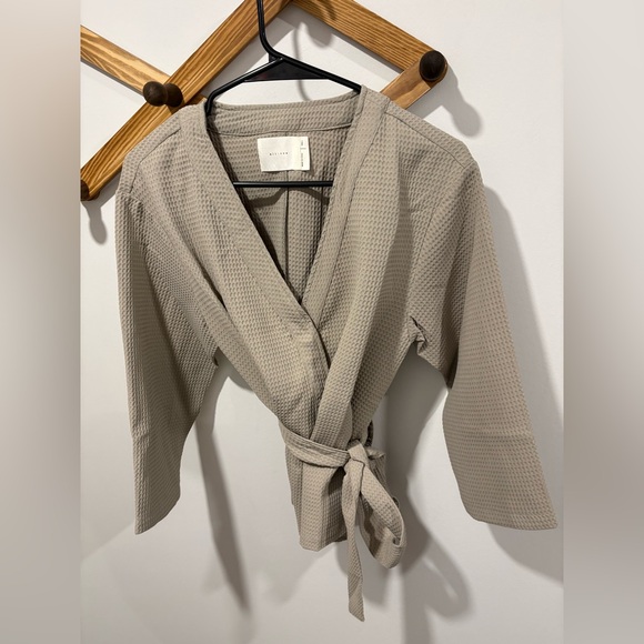 ALL ROW TIE DETAIL BLOUSE - Picture 5 of 7